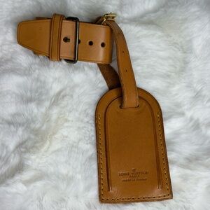 Louis Vuitton Brown Leather Luggage Tag with Adjustable Strap